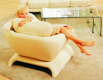 无材质白色时尚单人沙发3D模型