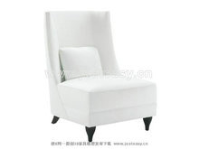 纯白靠背沙发椅3D模型（含材质）