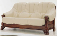 欧式白色多人木底皮沙发3D模型