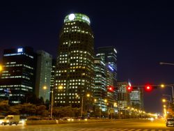 城市夜景图高清图片