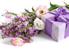 鲜花与礼品盒高清图片素材3