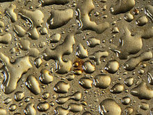 玲珑剔透的水滴背景高清图片4