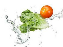 清澈水滴喷溅蔬菜高清图片1