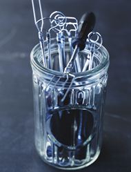 玻璃杯叉子工具图片