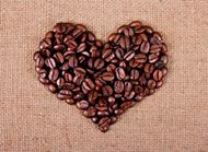 心形咖啡豆唯美图片