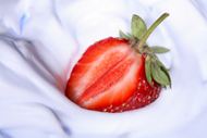 高清新鲜草莓图片