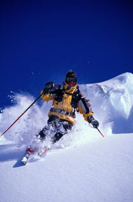 高清冬季滑雪图片