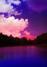 高清紫色天空图片