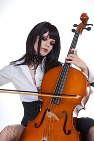 大提琴美女图片