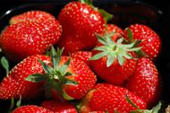 高清草莓水果图片