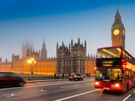 伦敦议会大厦与大本钟图片