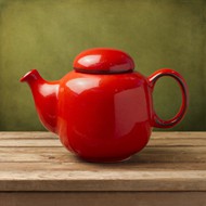 红色瓷器茶壶图片