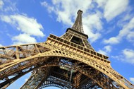 巴黎铁塔近景图片