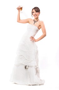 白色抹胸裙婚纱图片