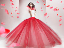 时尚红裙女子高清图片