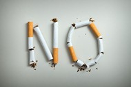 禁烟海报创意图片