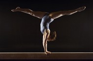 艺术体操平衡木图片
