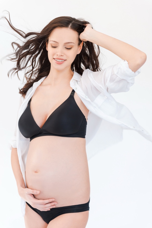 欧美孕妇人体艺术摄影