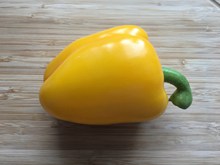 黄色甜椒高清图片