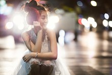 中国女生夜拍图片素材