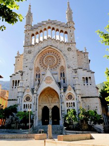 西班牙马洛卡大教堂图片素材