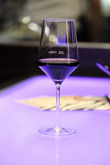 高脚杯葡萄酒素材高清图片