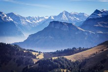清晨阿尔卑斯山景观图片素材