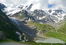 瑞士阿尔卑斯雪山高清图