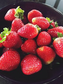 诱人草莓水果精美图片