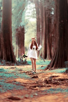 森林系列欧美女孩高清图片