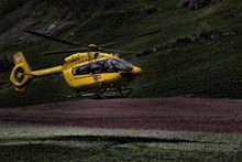 黄色小型直升飞机图片大全