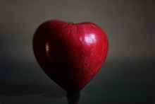 红色心形苹果图片素材