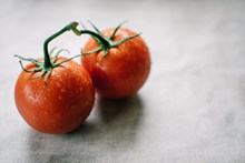鲜红的西红柿精美图片