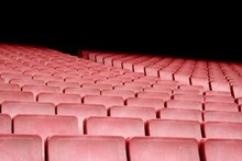 观众席红色座椅高清图片