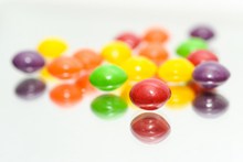 彩虹糖豆精美图片