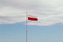 波兰国旗飘扬图片素材