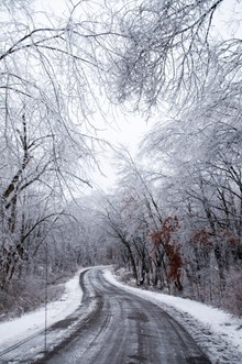 冬季雪天公路风景高清图