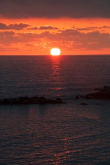 夕阳海上日落精美图片