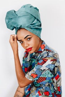 包头巾非洲美女图片素材
