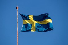 瑞典国旗迎风飘扬图片素材