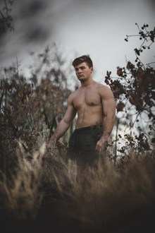 肌肉男人体艺术摄影高清图