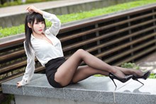 日本人体艺术美腿丝袜图片下载