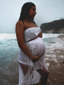 海边孕妇照高清图片