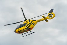 黄色救援直升机图片下载
