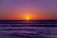 海平面黄昏日落图片素材