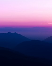 紫色黄昏山脉风景图片下载
