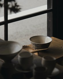 青花瓷陶瓷碗高清图片