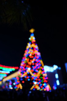 彩色霓虹灯圣诞树图片大全