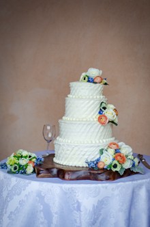 鲜花奶油婚礼蛋糕 鲜花奶油婚礼蛋糕大全图片素材
