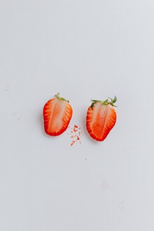 草莓切片精美图片